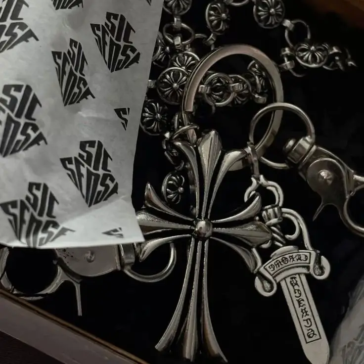 Chrome Hearts
